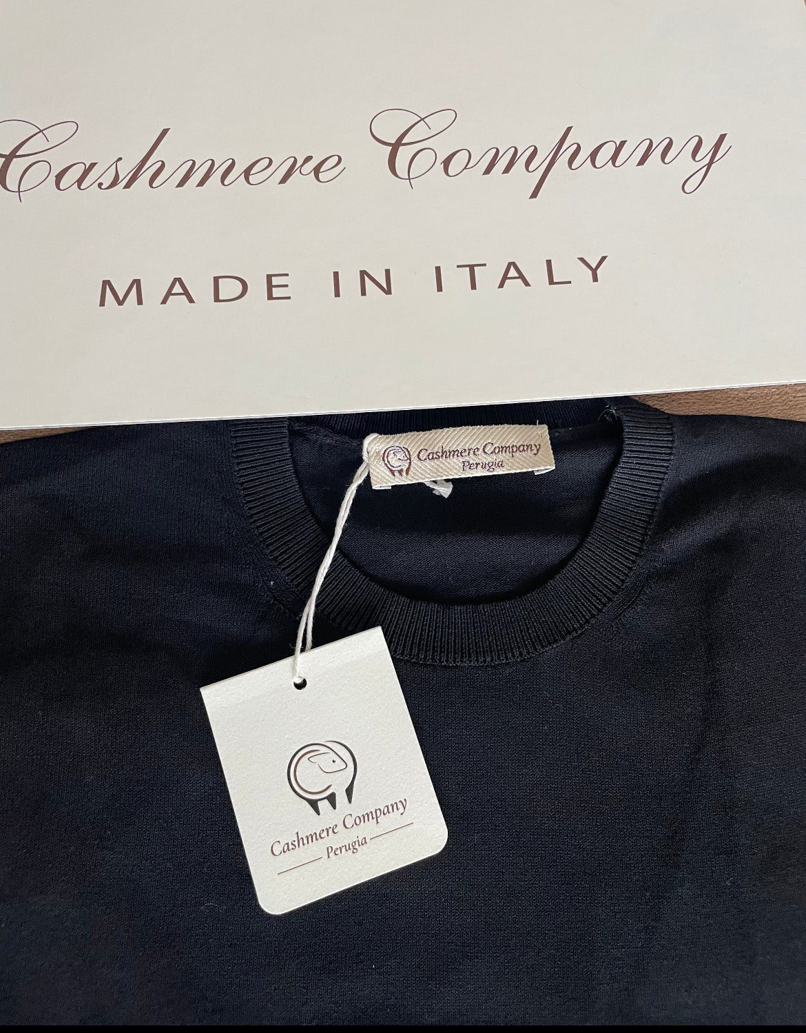 T-shirt Uomo nero Lino e cotone Cashmere Company maglia mezza manica Made in Italy