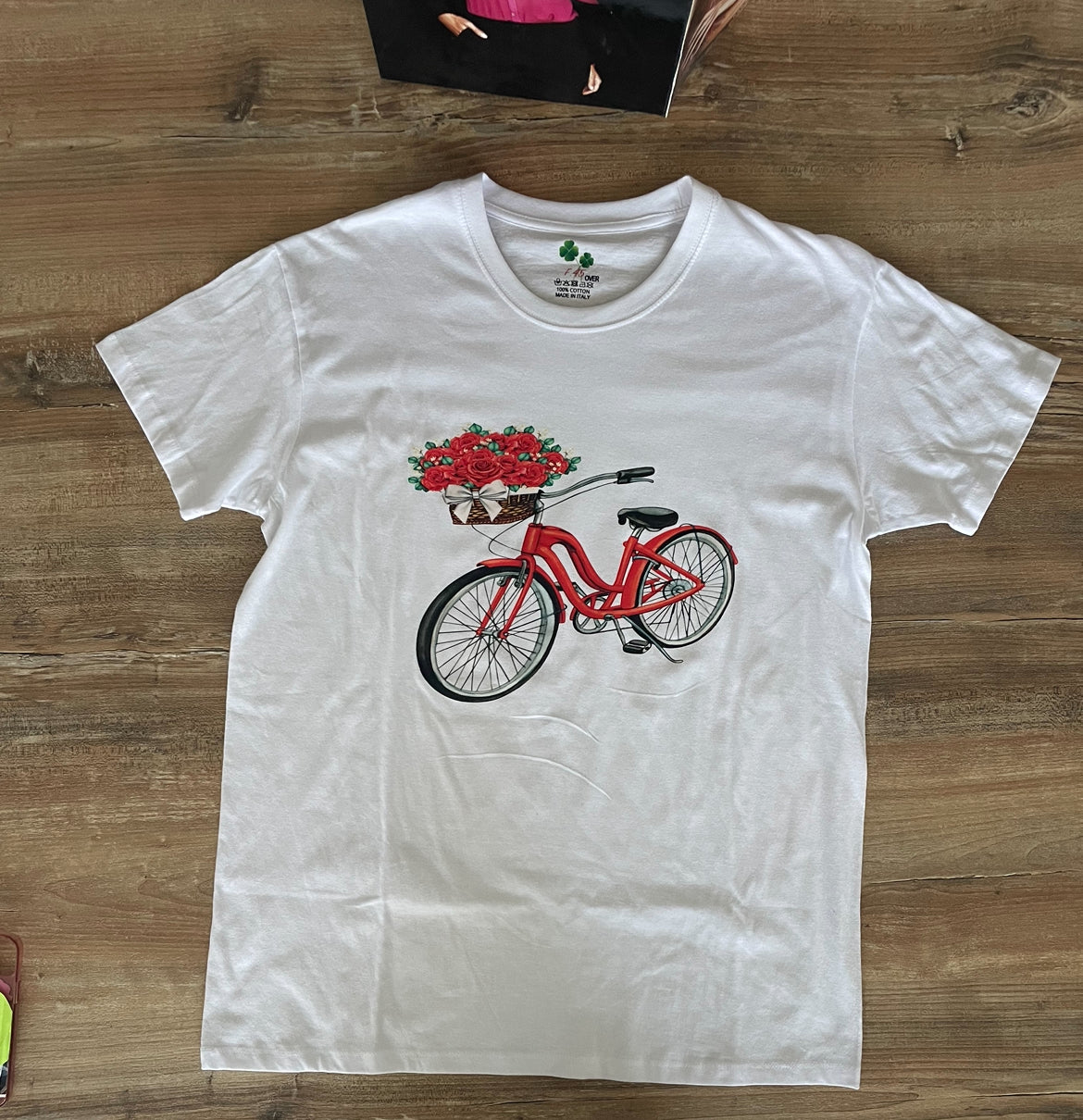 T-shirt Donna Over Bianca con Stampe Fantasy - Sconto 50%