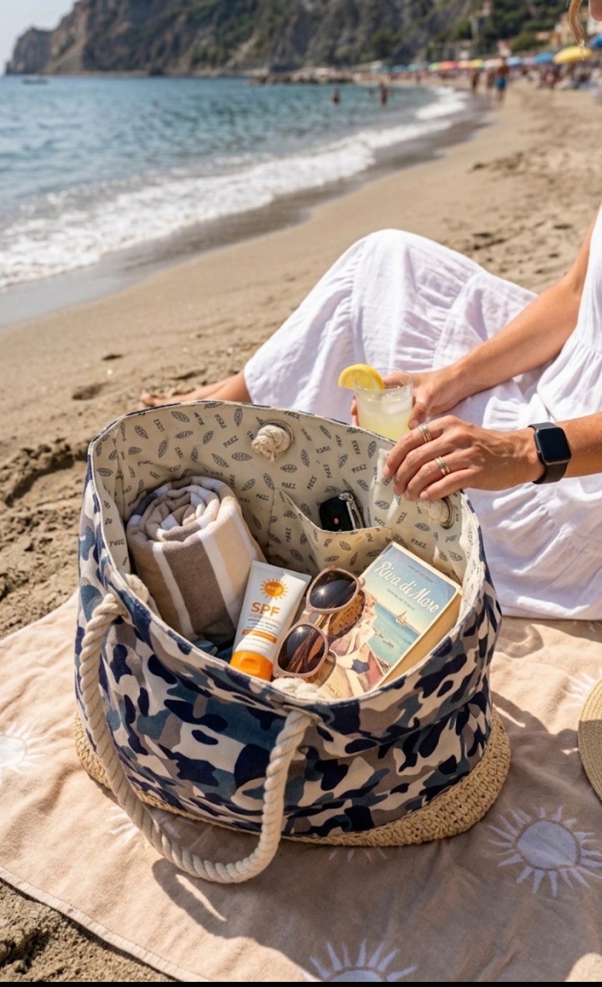 Borsa Mare Camouflage in Tessuto e Paglia – Tote Bag da Spiaggia Capiente ed Elegante