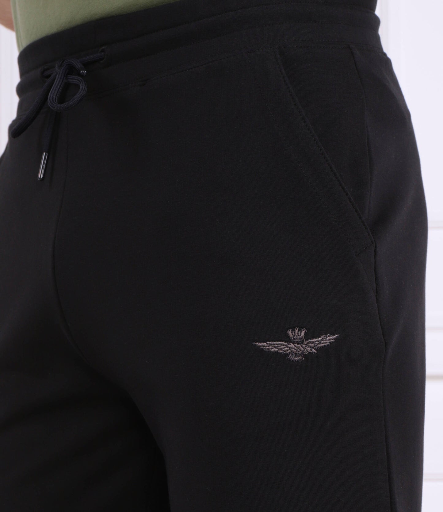 Pantatuta Aeronautica Militare in felpa nero