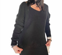 Carica l&#39;immagine nel visualizzatore di Gallery, Maglia Donna SC-50% pullover  scollo a v made in Italy colore nero o sabbia
