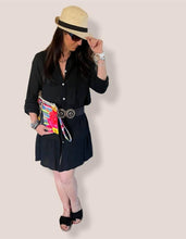 Carica l&#39;immagine nel visualizzatore di Gallery, Vestito donna Stile Positano Sc-50% abito a camicia nero e azzurro
