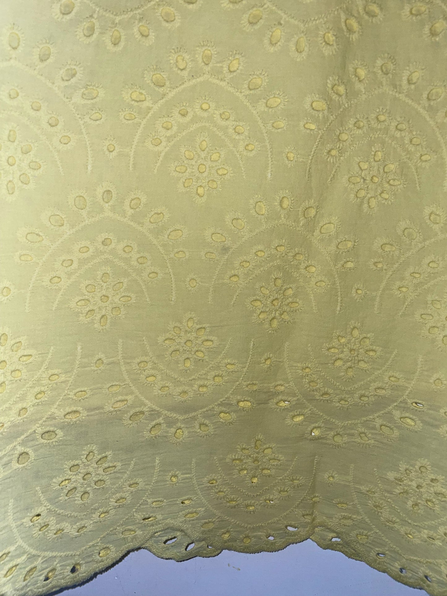 Vestito Donna pizzo San Gallo colore giallo Cashmere Company Stile Positano