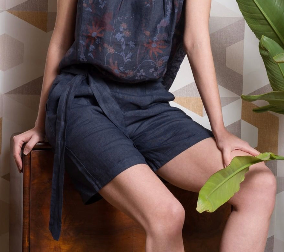 Shorts Donna in Lino 100% – Marrone Bruciato con Fiocco in Vita Cashmere Company