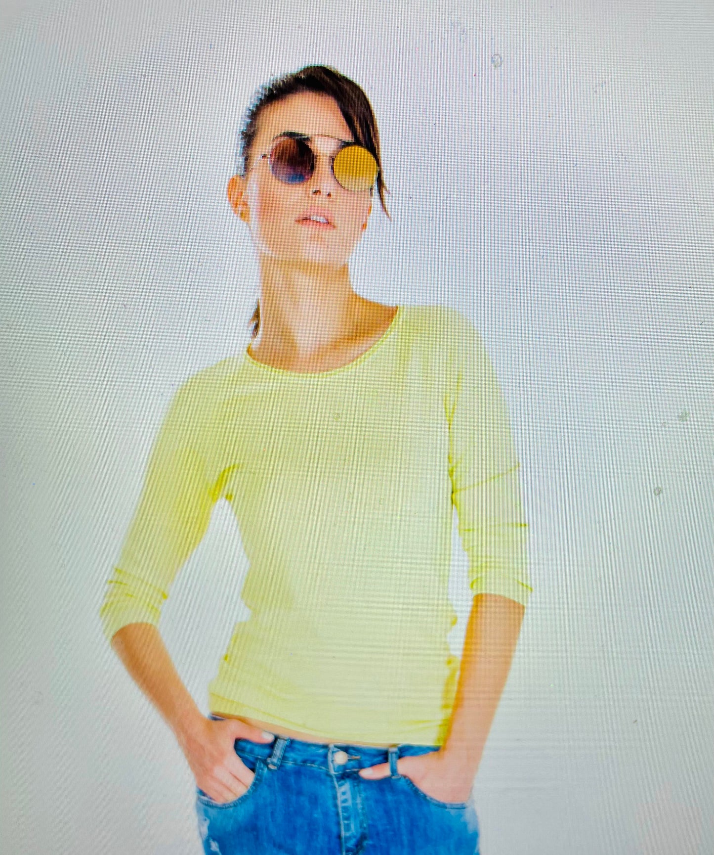 Maglia Donna SC-60% scollo a barca in morbido tessuto di filo di viscosa