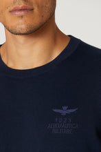 Carica l&#39;immagine nel visualizzatore di Gallery, Aeronautica Militare maglia uomo blu in cotone
