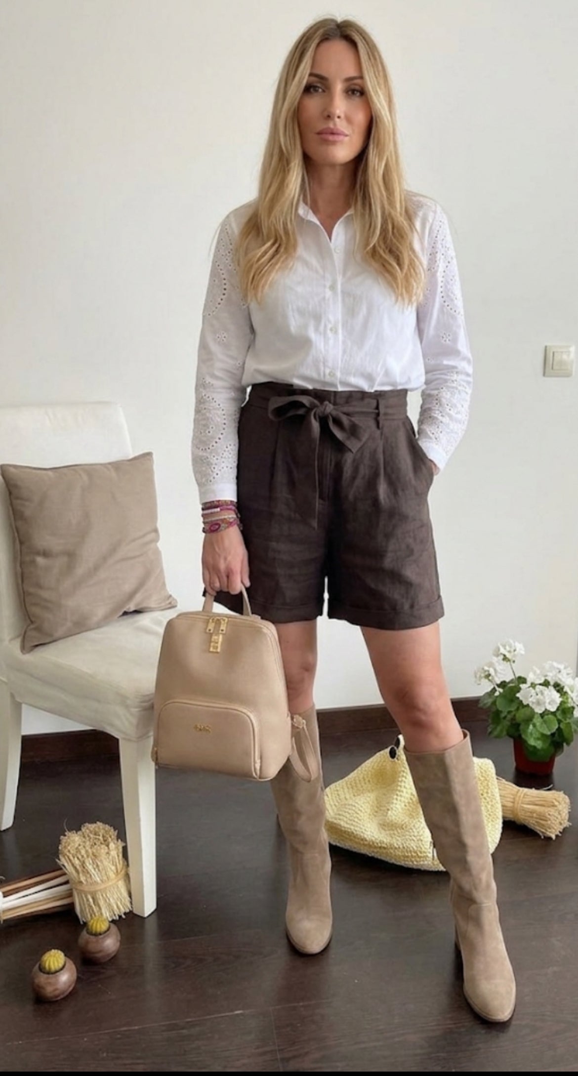 Cashmere Company pantaloncino donna marrone in lino