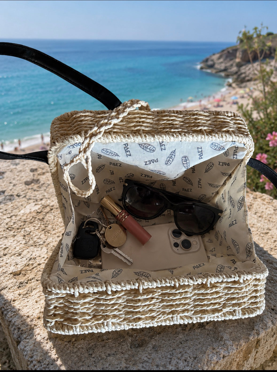 Borsa Paez in Paglia Intrecciata con Tracolla Nera