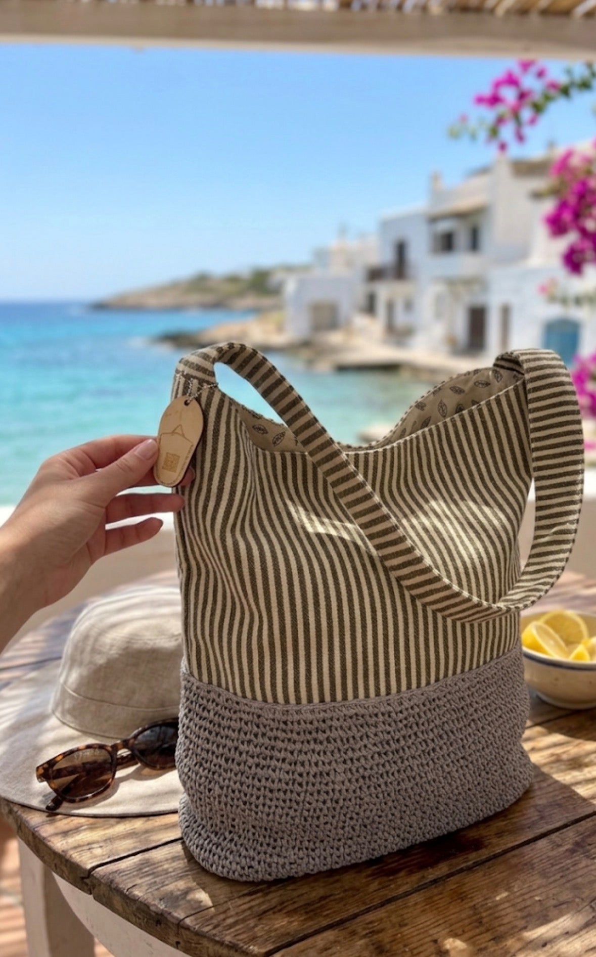 Borsa a Spalla Estiva Paez in Tessuto a Righe e Base Intrecciata