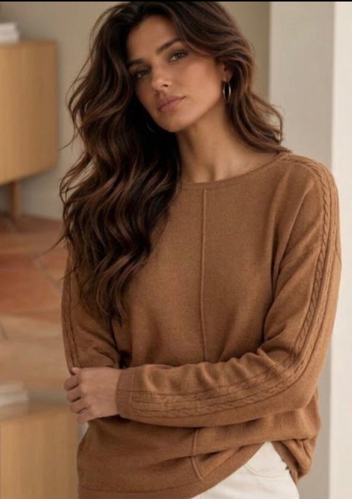Maglia Over in Lana Rasata Camel con Manica a Treccia – AFTER