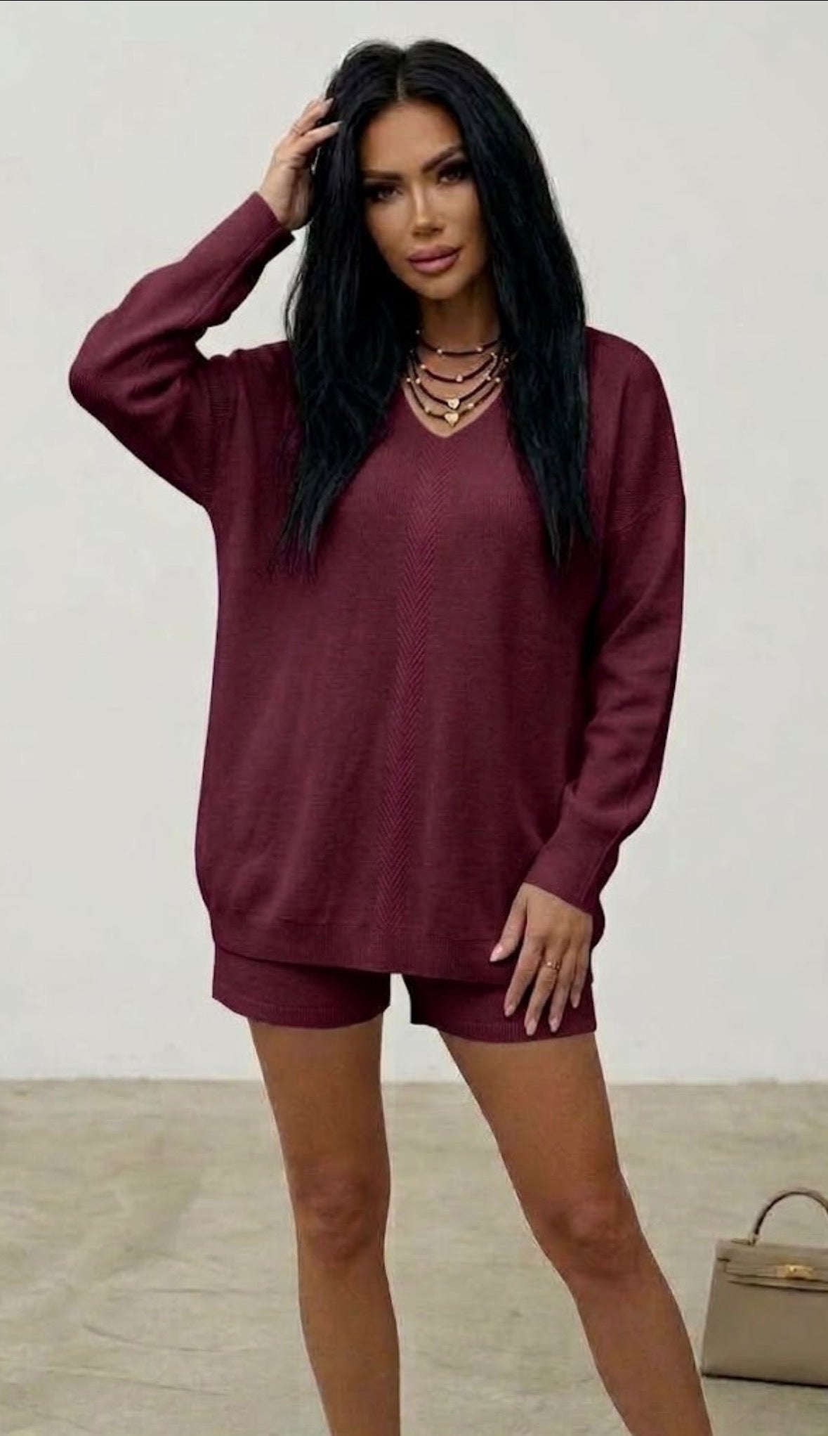 Maglia donna Oversize in lana Rasata con Scollo a V  bordeaux After