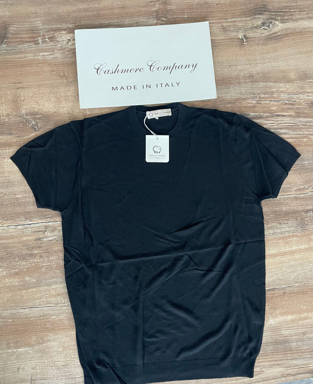 T-shirt Uomo nero Lino e cotone  Cashmere Company maglia mezza manica Made in Italy, girocollo, ideale per le calde sere d'estate 
