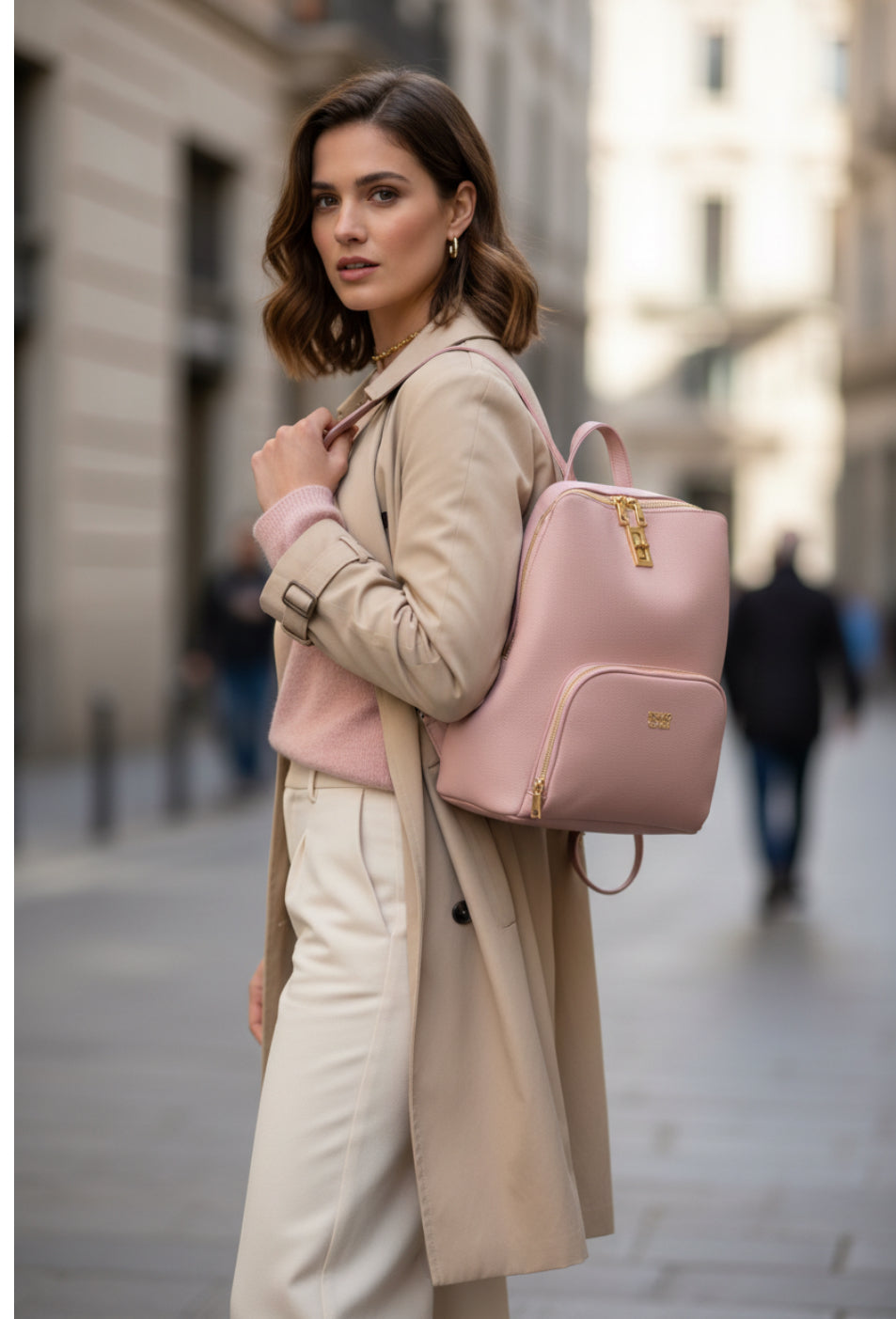Zaino donna rosa  Enrico Coveri indossato 