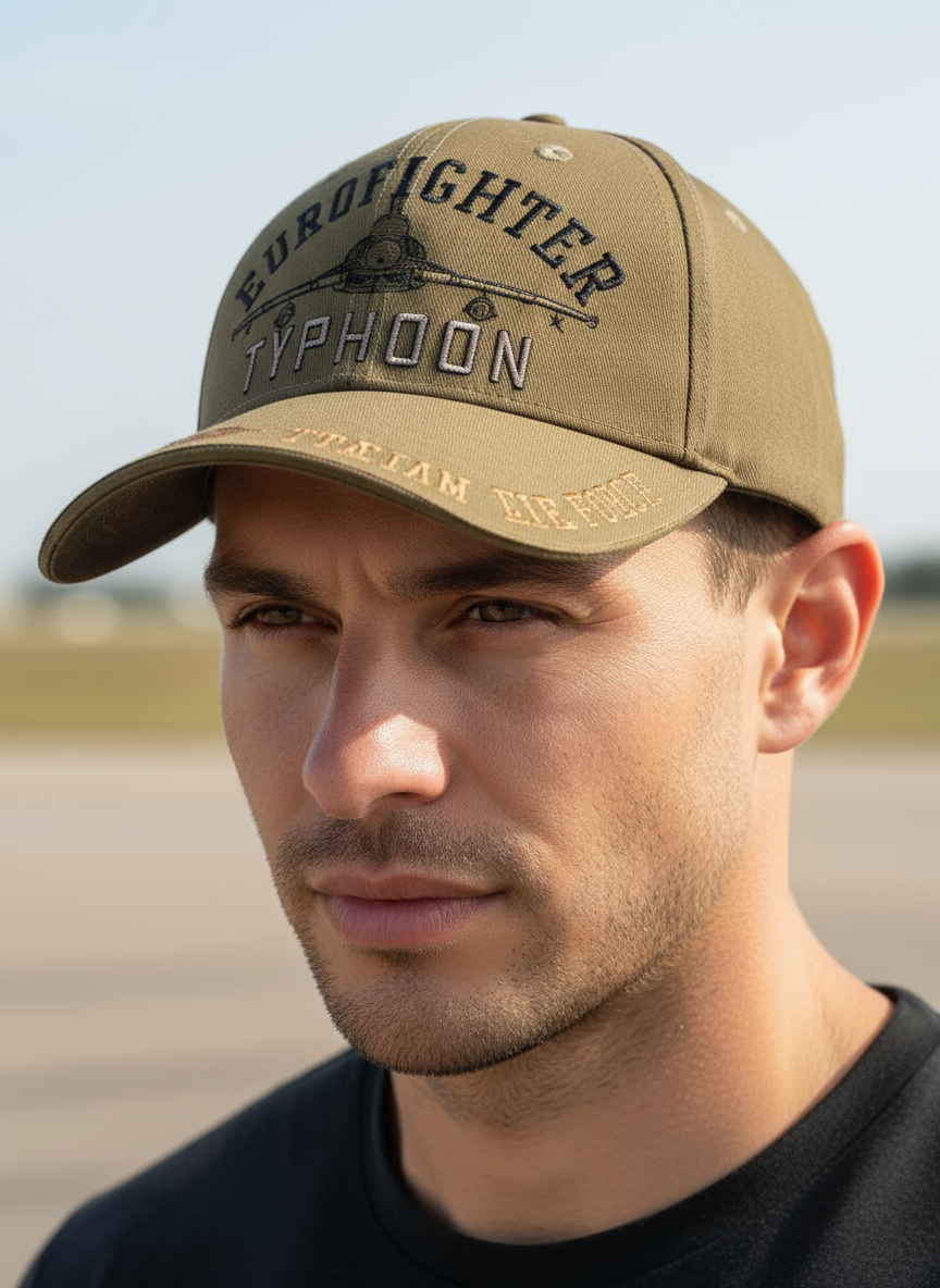 Cappellino Eurofighter Typhoon - primo piano indossato