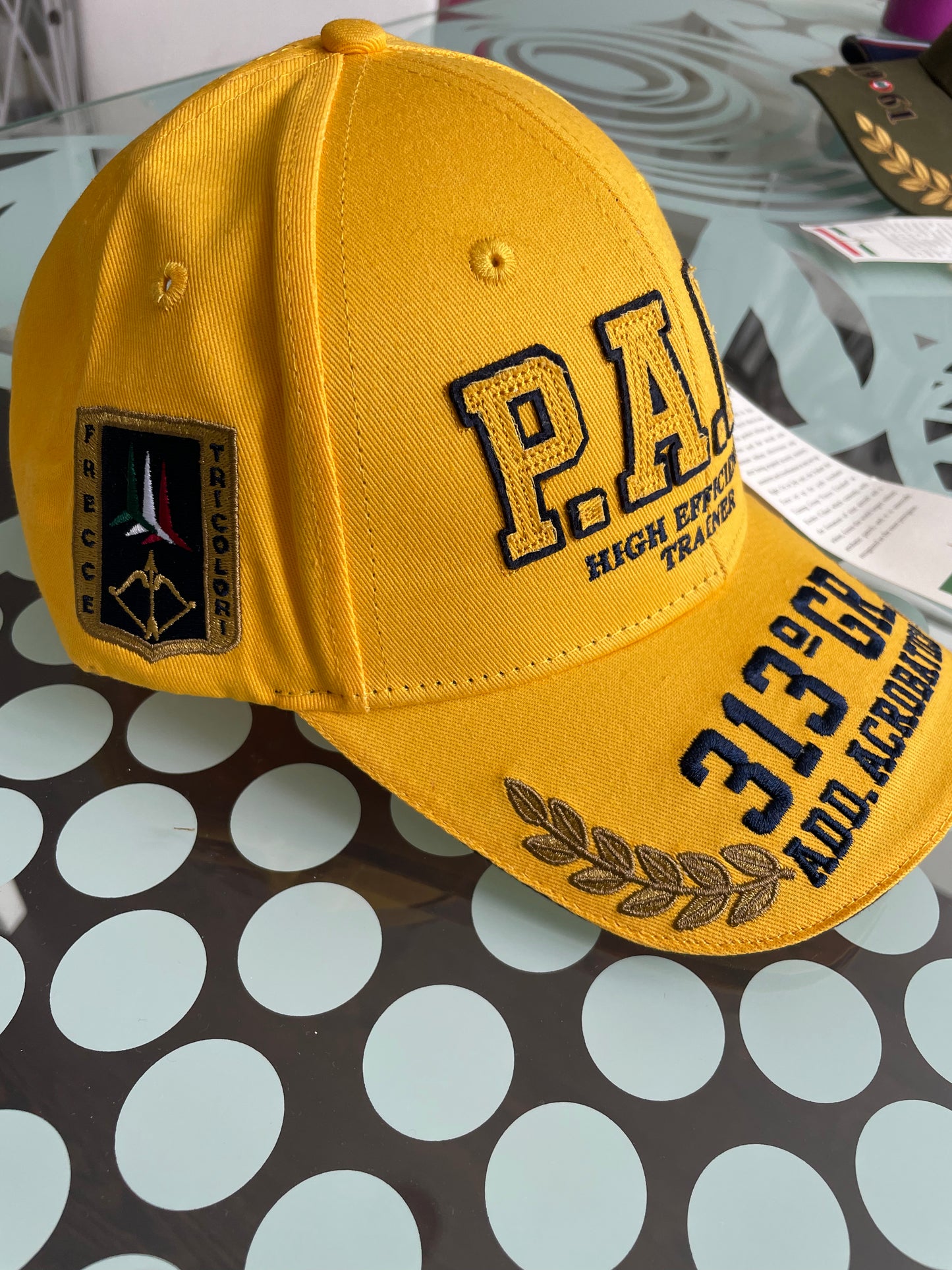 Aeronautica Militare Cappello Uomo Giallo Frecce Tricolori Berretto con Visiera | Un accessorio di stile