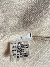 Carica l&#39;immagine nel visualizzatore di Gallery, Cappotto Donna Cashmere Company colore sabbia Sc-50% lana e Cashmere Made in Italy
