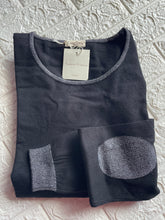 Carica l&#39;immagine nel visualizzatore di Gallery, Cashmere Company maglia donna nero sc-50% girocollo maxi lurex
