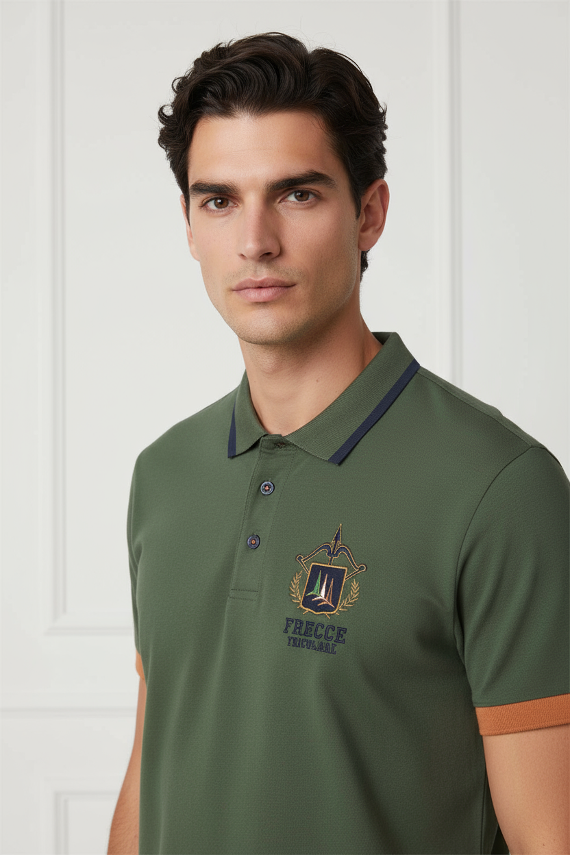 Polo Frecce Tricolori verde primo piano