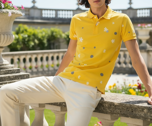 Polo gialla floreale look estivo