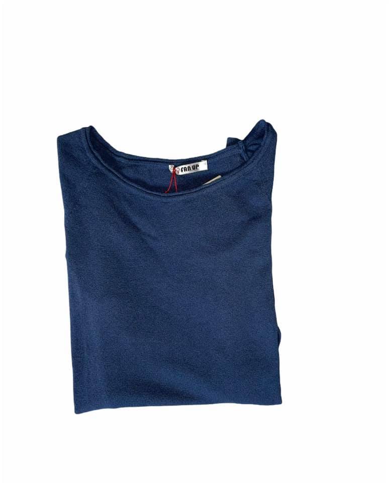 Maglia Donna  SC-60% scollo a barca in morbido tessuto di filo di viscosa