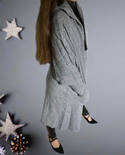 Carica l&#39;immagine nel visualizzatore di Gallery, Cardigan lungo donna con cappuccio in lana rasata maglia
