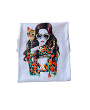Carica l&#39;immagine nel visualizzatore di Gallery, T-shirt Donna Bianca Fantasy sc-50% varie stampe
