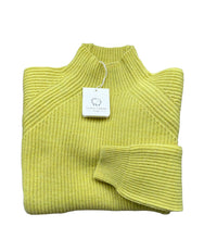 Carica l&#39;immagine nel visualizzatore di Gallery, Cashmere Company maglia lana donna giallo lime dolcevita costa Inglese
