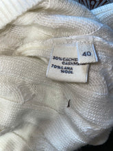 Carica l&#39;immagine nel visualizzatore di Gallery, Cashmere Company Maglia donna dolcevita trecce bianco collo alto
